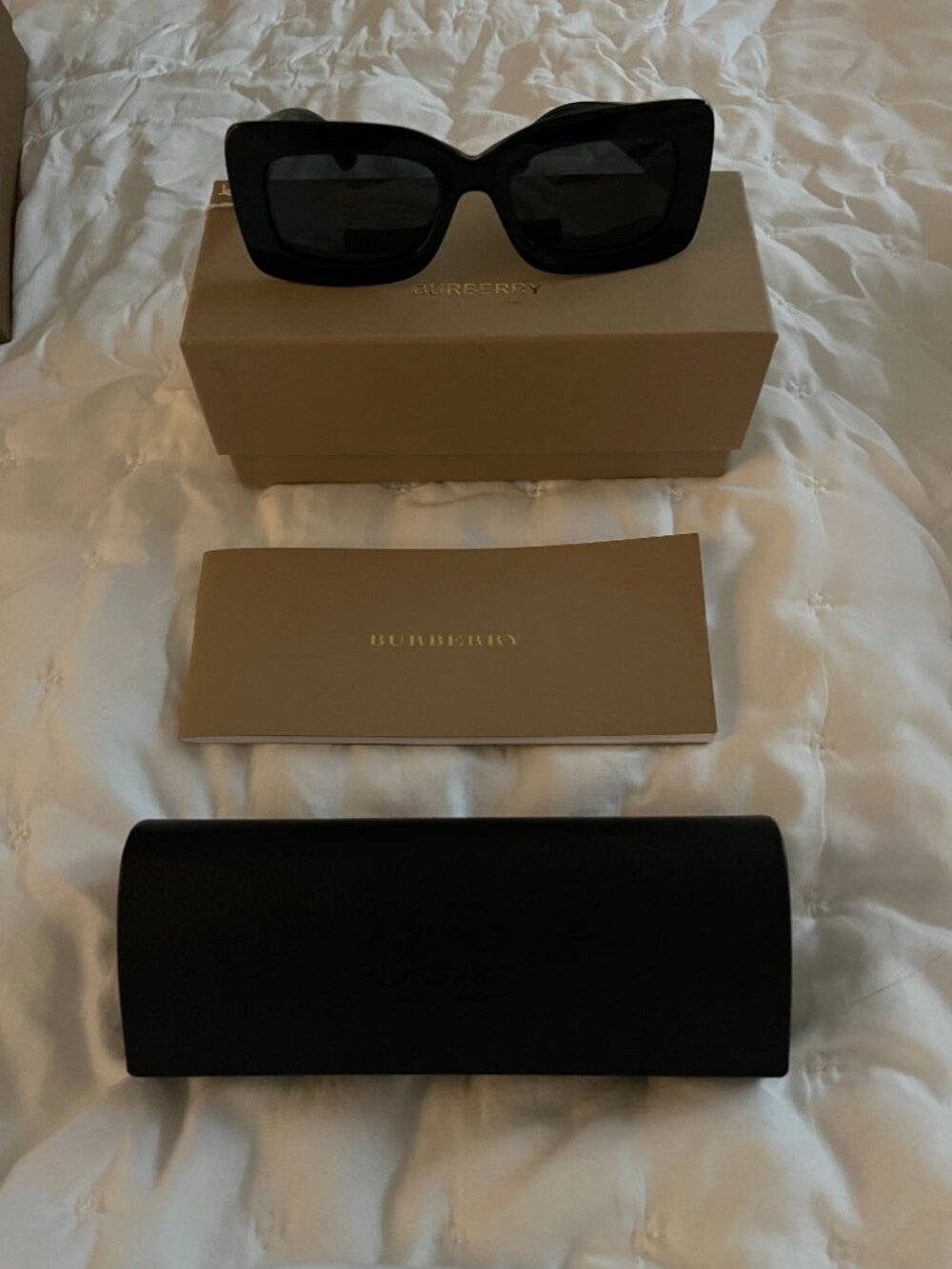 NWT Burberry Astrid Black Sunglasses BE4343 w/ Case Box $268